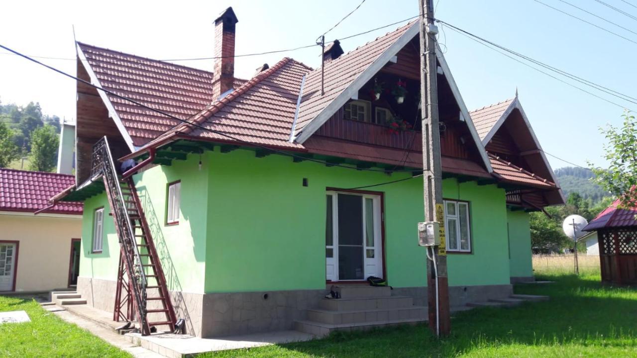 Family&Friends Appartement Ceahlău Buitenkant foto